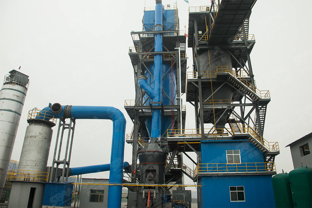 立式磨粉機現場