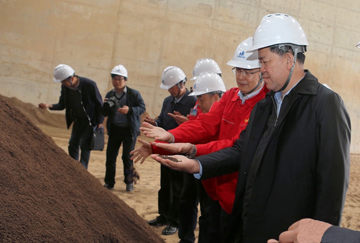 新起點(diǎn)高品質(zhì)機(jī)制砂生產(chǎn)現(xiàn)場